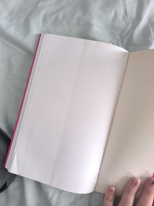 Livro 'As confissões de Adrian Mole & Cª'