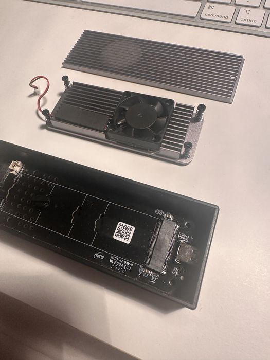 Kieszeń Orico SSD 20 Gb/s NVME