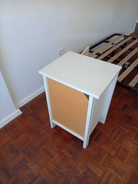 Mesa cabeceira madeira