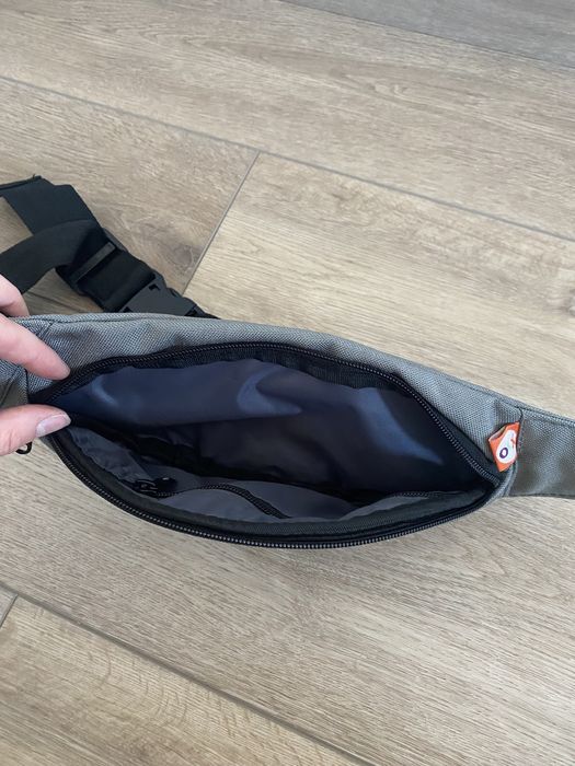 Nerka szara ze skórzanymi wstawkami OLX