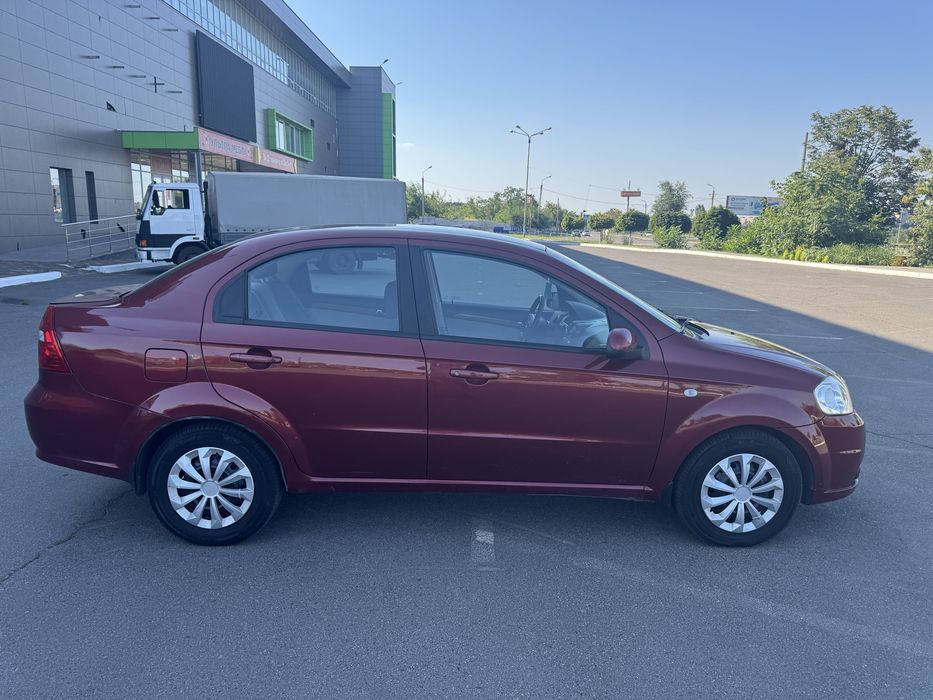 Продам Chevrolet Aveo LT