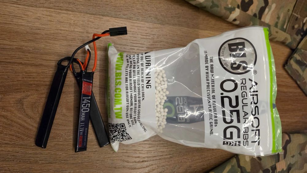 Vendo material de airsoft NUNCA USADO