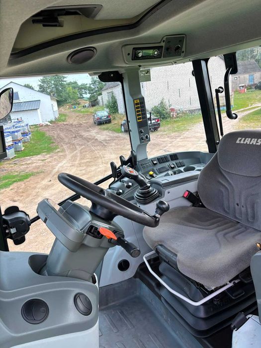 Claas Arion 450 nie Valtra