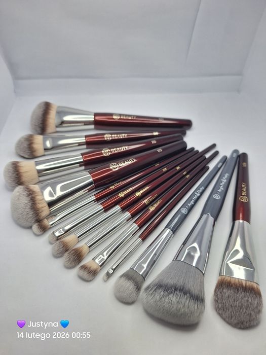 Duży zestaw 13 pędzli do makijażu twarzy i oczy BK BEAUTY
