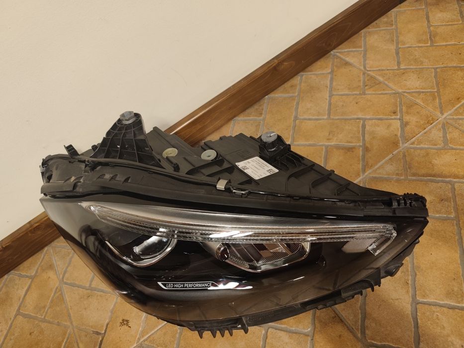 Ótica Mercedes classe C w206 farol led high performance