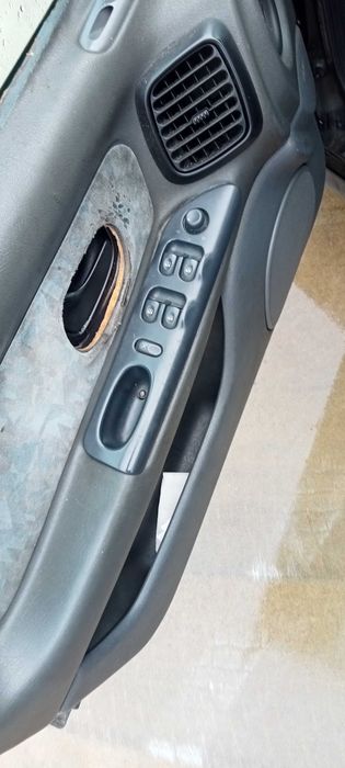 Renault Laguna 1.9 Dti para Peças