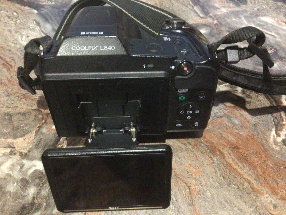 Фотоапарат Nicon l840