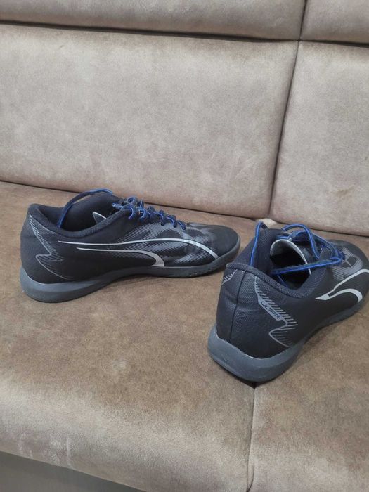 Halówki piłkarskie PUMA rozmiar 41