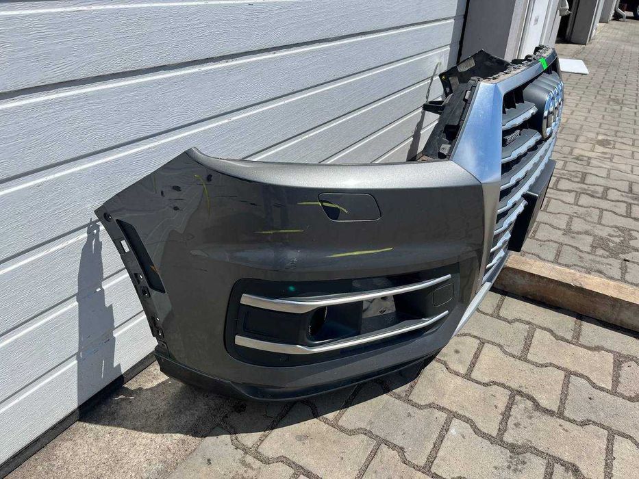 Audi Q7 4M бампер