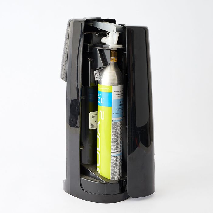 Saturator wody sodastream z butlą co2