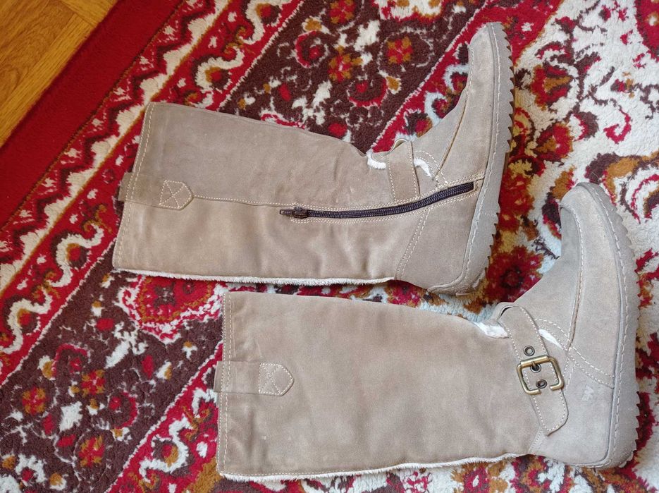 Wysokie damskie buty ze skóry naturalnej Weinbrenner stan idealny