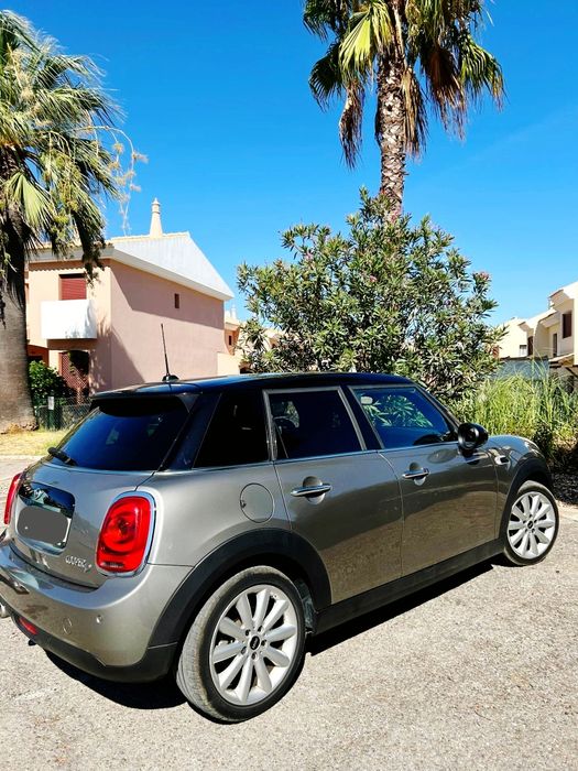 OPORTUNIDADE | MINI Cooper D 2018 Nacional | Muito Estimado | Cerca de 93.000 km