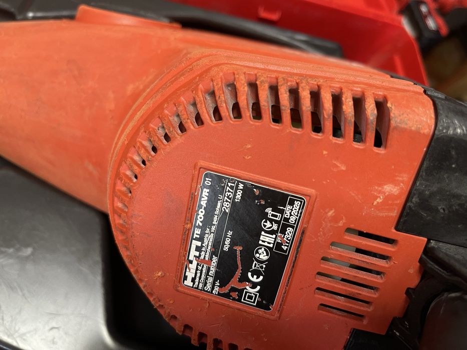 Hilti TE 700-AVR / відбійний молоток Хілті 1300W 11.5J