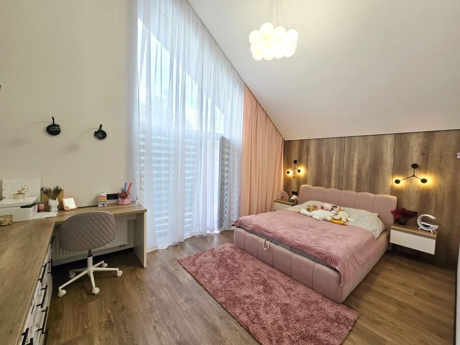 Будинок 190 м2 тераси 80м2 є газ  дизайн ремонт 10 соток с. Віта-Поштова 7 км Київ поруч Чабани Гатне Крюківщина Вишневе