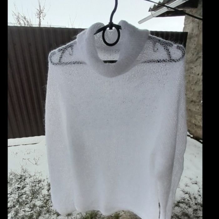 Кофта павутинка з коміром