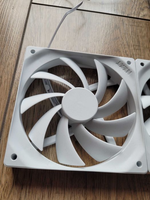 2x Wiatrak NZXT F120Q do Komputera z Obudowy NZXT H5 FLOW (2024) White