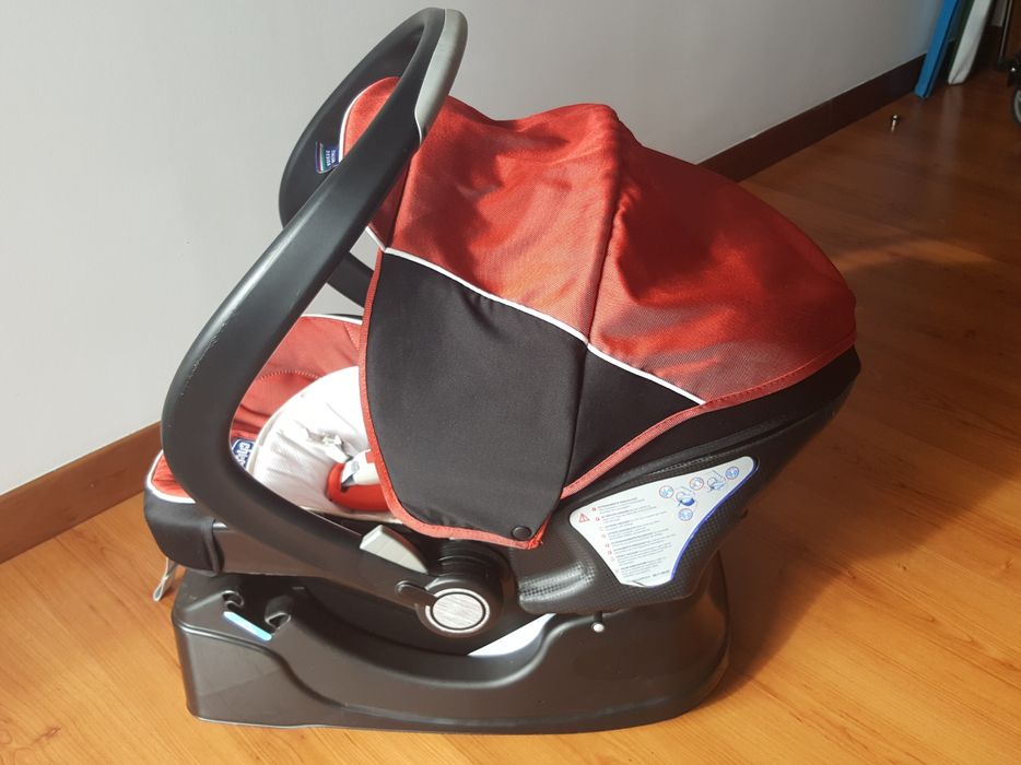 Carrinho de bébé, Ovinho e Alcofa da Chicco Trio Living