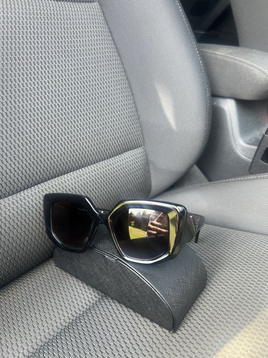 Сонцезахисні окуляри PRADA SPR 14 Z