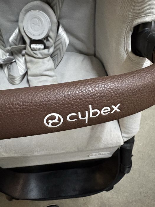 Cybex carrinho bebe eos lux sem ovo