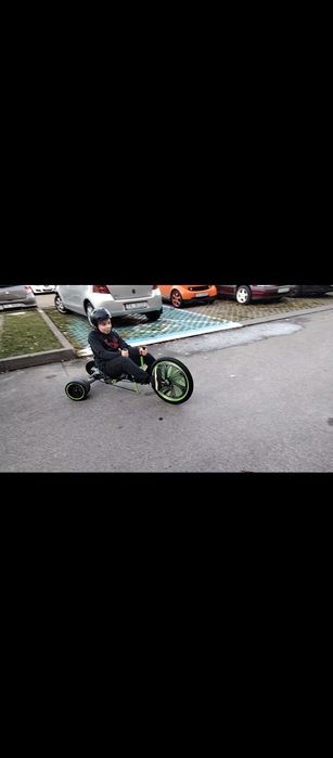 Gokart trzykołowy do driftu