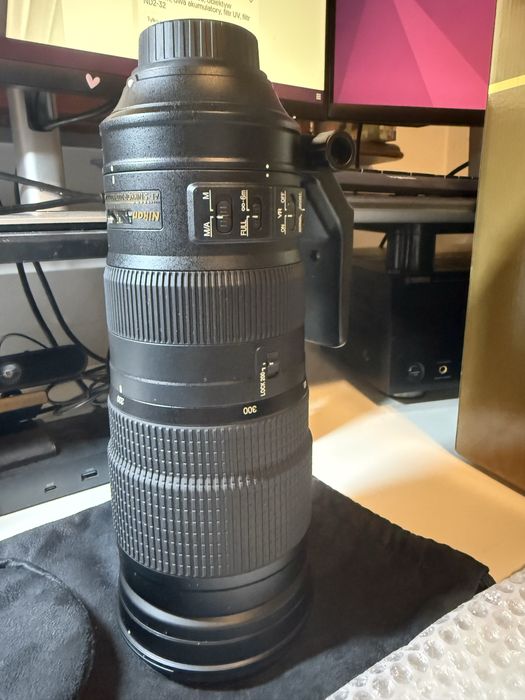 Nikon Nikkor AF-S 200-500mm f/5.6E ED VR – NOWY, paragon