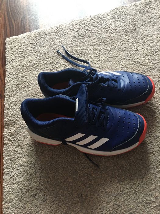 Buty adidas courtstabil 36 2/3
