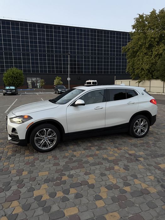 BMW X2 2018 VIN WBXYJ5C30JEF82176 фото оголошення 4 з 24