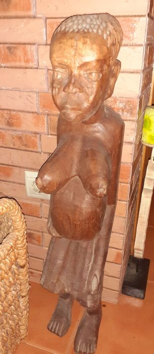 Decoração estatueta grande 79 cm de altura maciça em madeira