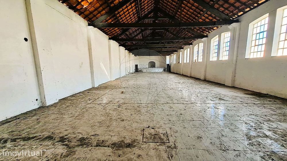 Armazém  para venda
