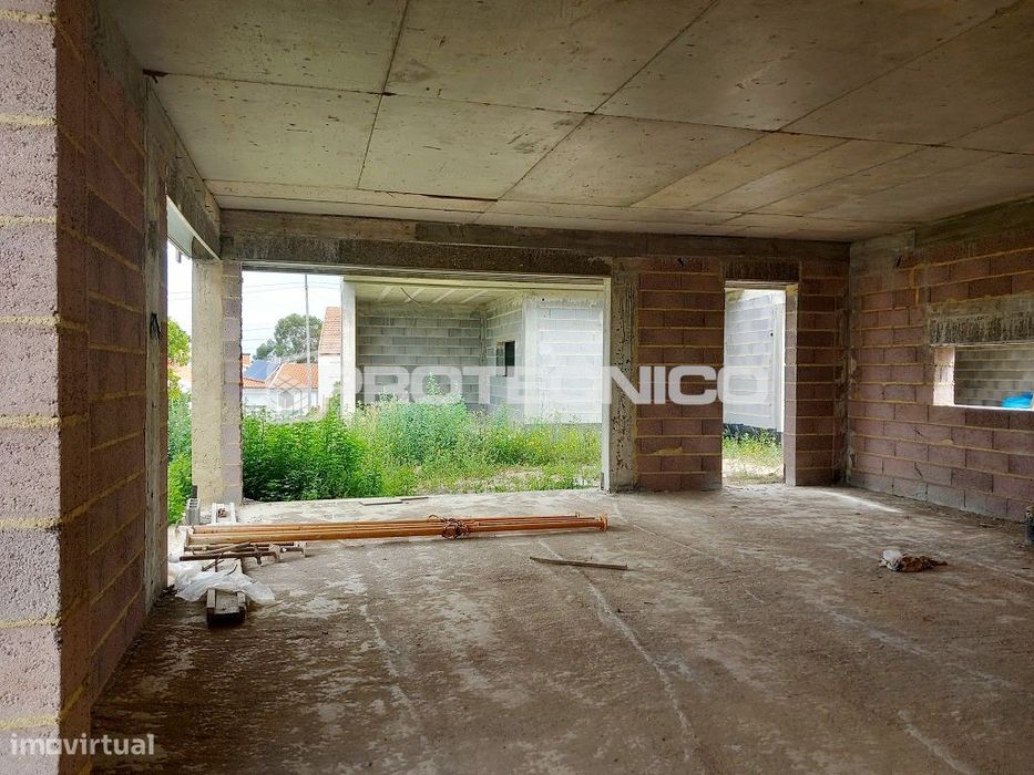 Moradia T4 Isolada – Santa Joana