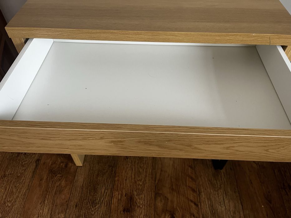 Małe biurko ikea