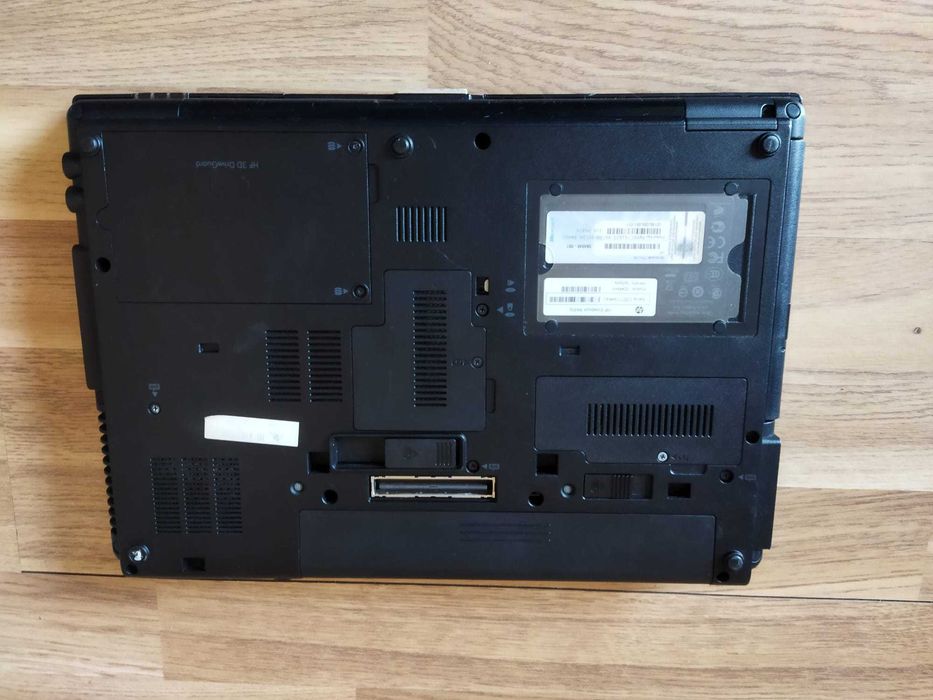 Portátil HP i5 Modelo 8440P