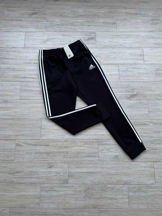 США! Чоловічі штани Adidas Essentials IB4030 Оригінал! На Флісі M,L,XL