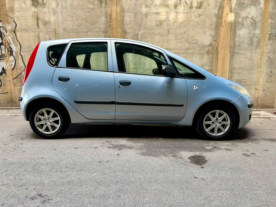 Mitsubishi Colt 1.1 E- Motion 75cv Muito Estimado