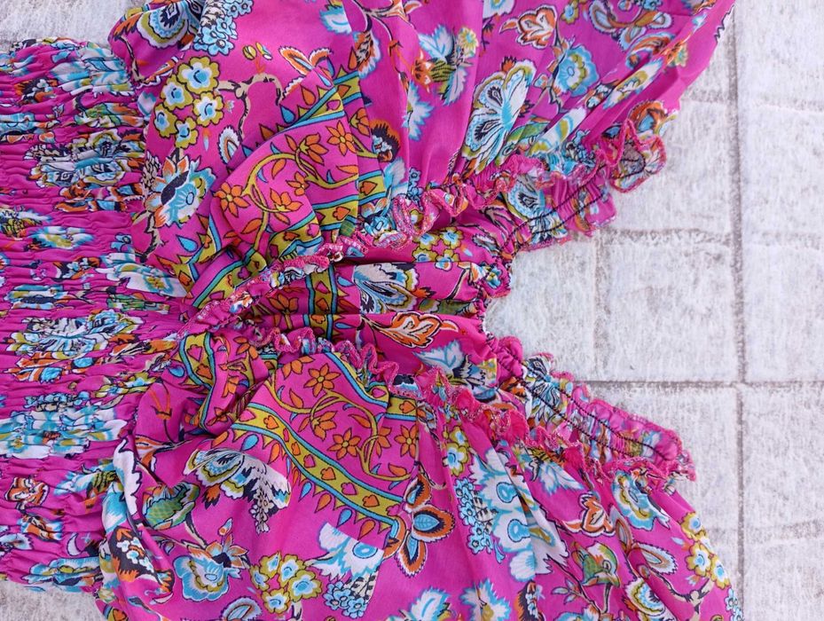 Vestido comprido rosa com flores