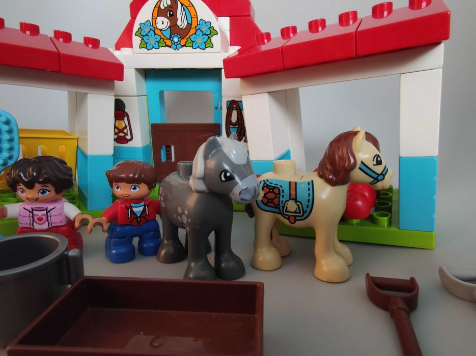 Lego duplo Конюшня 10868