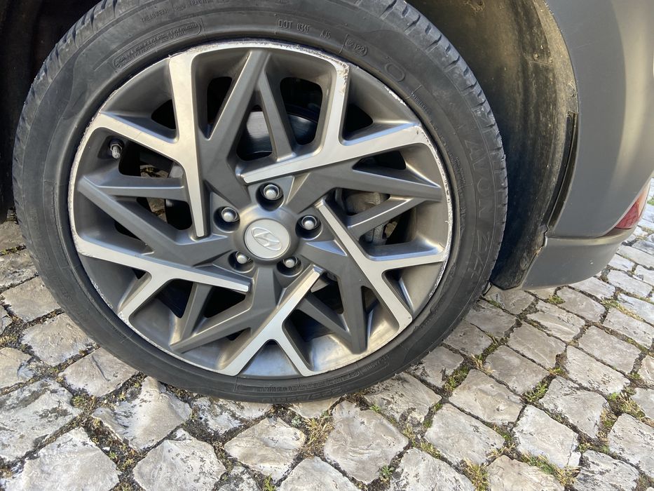 KAUAI 1.6 GDI PREMIUM HEV + vermelho  Pulse red