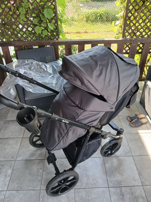 Sprzedam wózek dziecięcy milu kids riso