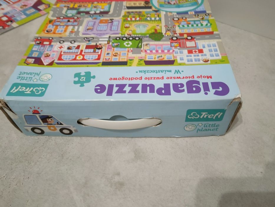 Little Planet Giga Puzzle W miasteczku TREFL