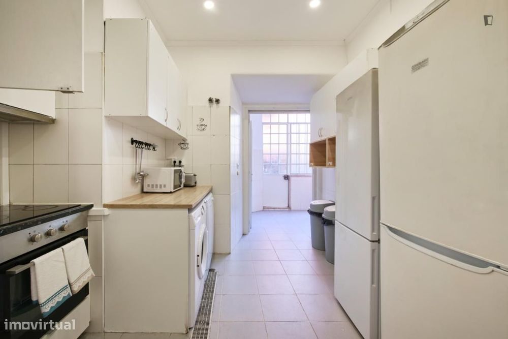 Quarto - localizado em Alameda Lisbon