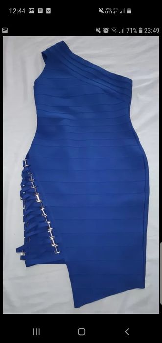 Chabrowa bandażowa sukienka