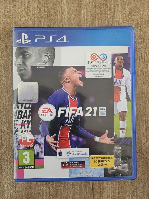 Gra FIFA 21 na PS4 .