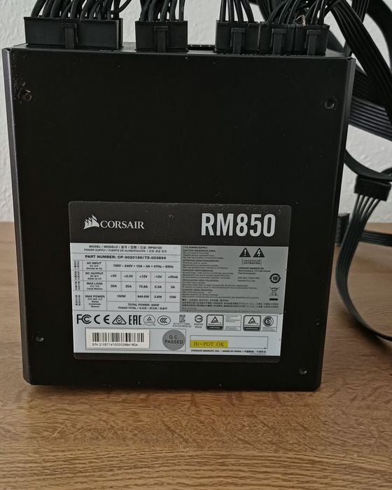 Fonte de Alimentação Corsair RM850