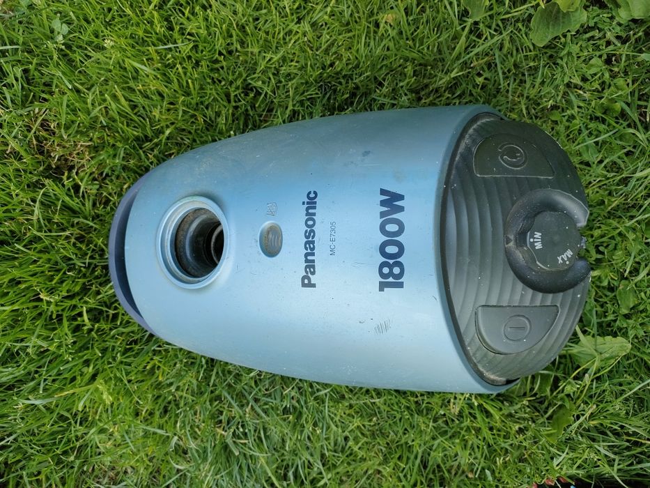 Odkurzacz Panasonic MC-E7305K, mocny 1800w