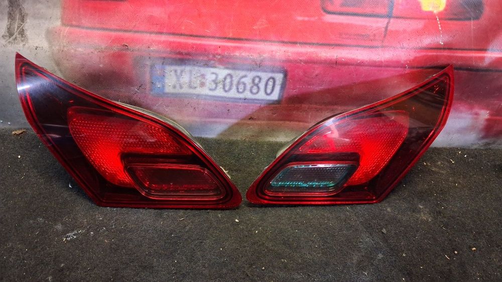 Стоп Габарит ліхтар в ляду кришку багажника лівий правий  Opel Astra K