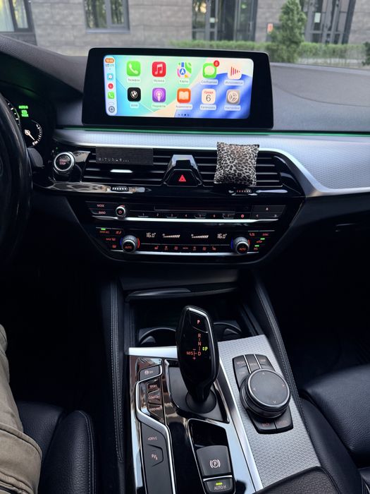 BMW 530e плагін гібрид M Package