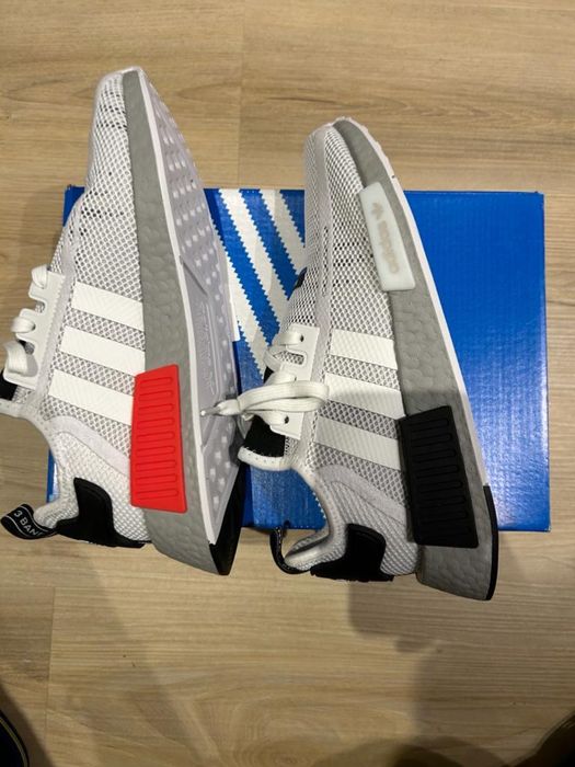 Adidas NMD_R1 originais 40 2/3 novas