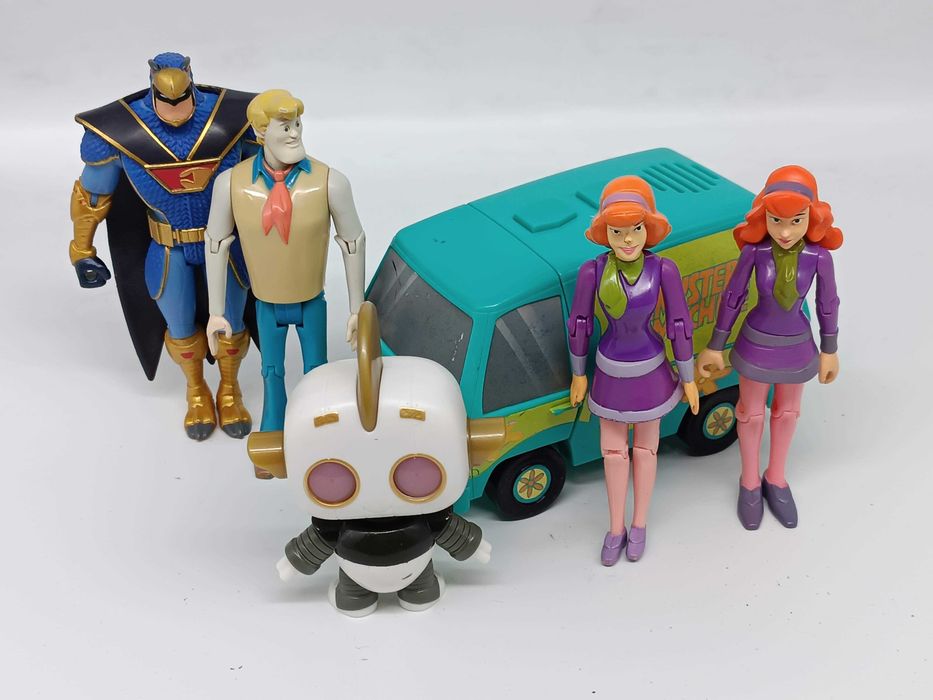 Zestaw 6 figurek zabawki Scooby Doo Fred Blue Falcon Daphne