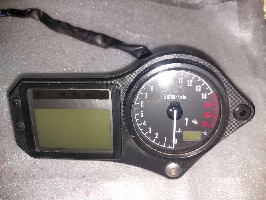 Продам панель приборів honda cbr600 f4i
