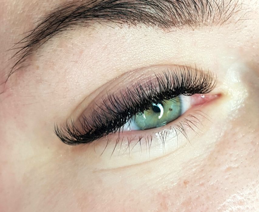 Акція! Нарощування вій, ламінування вій/ брів